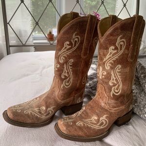 Corral cowgirl boots